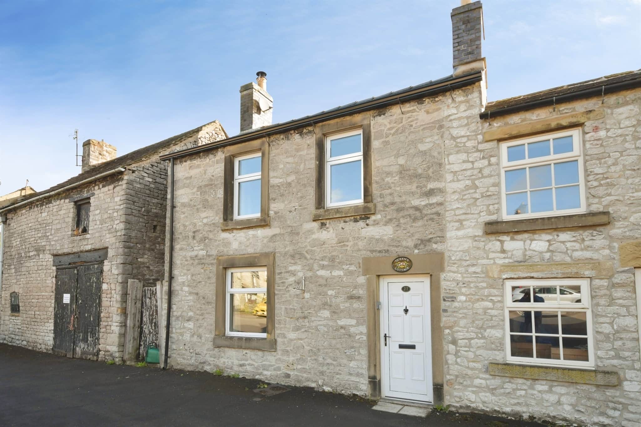 Property photo 0